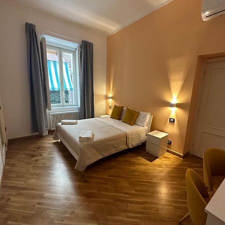 Carme Guest House Napoli Bagian luar foto