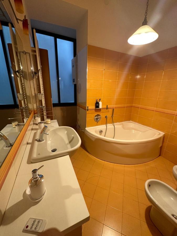 Carme Guest House Napoli Bagian luar foto