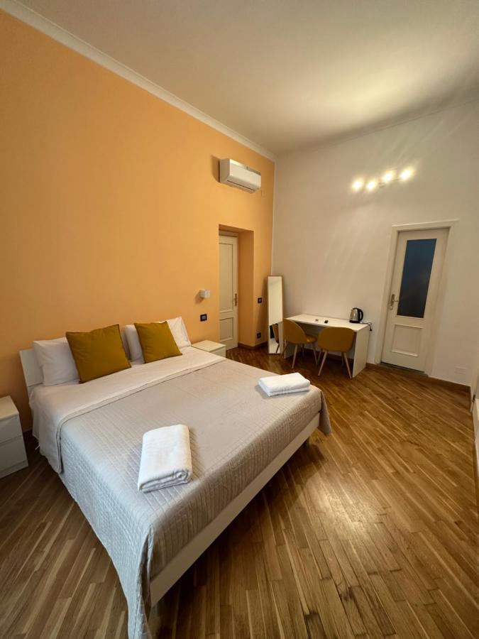 Carme Guest House Napoli Bagian luar foto