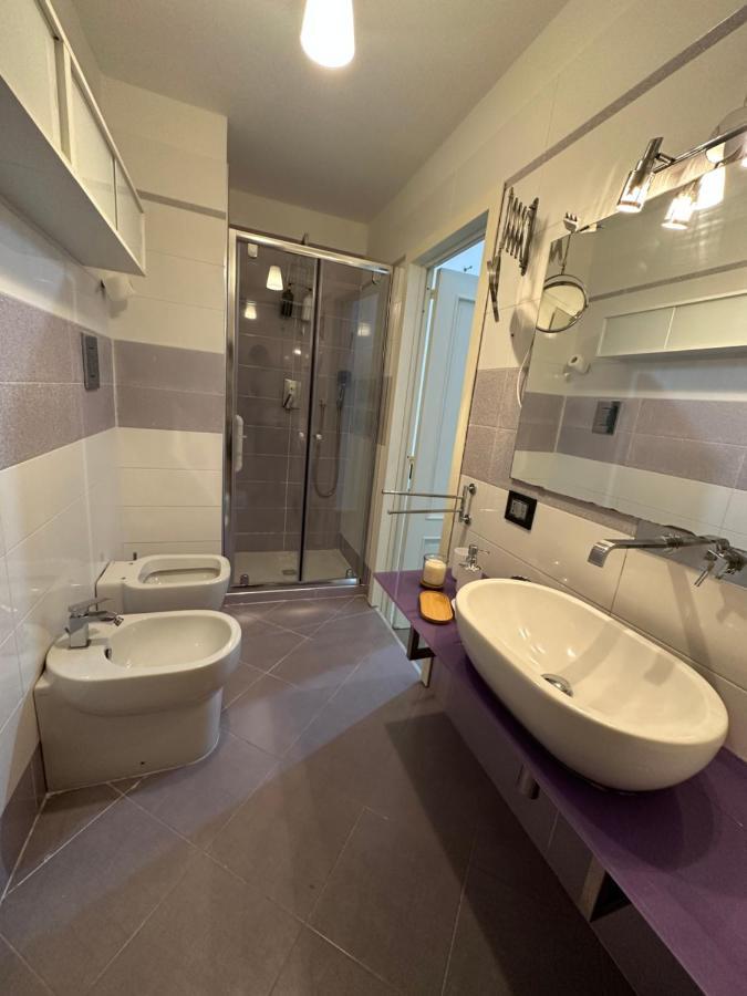 Carme Guest House Napoli Bagian luar foto